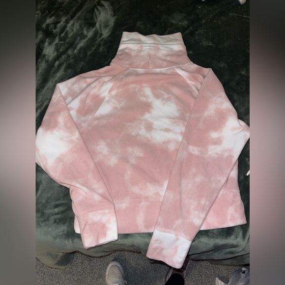 Old Navy Active Go Warm Cropped Crew Neck - Picture 2 of 4